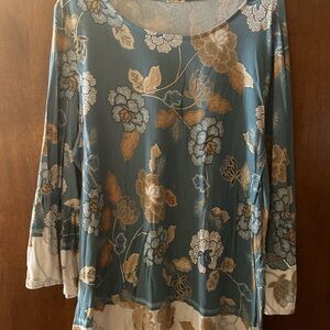 Floral Long Sleeve Women's Top w/bell sleeves